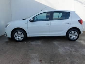 Used Dacia Sandero Comfort 73 HP (53 kW) 2019 White Hatchback