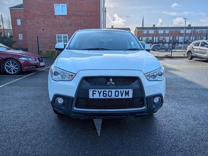 Used Mitsubishi ASX 115 HP (84 kW) 2010 White SUV