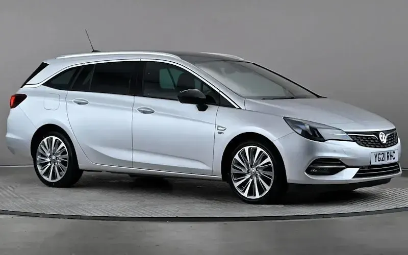 Used Vauxhall Astra Edition 145 HP (106 kW) 2021 Estate