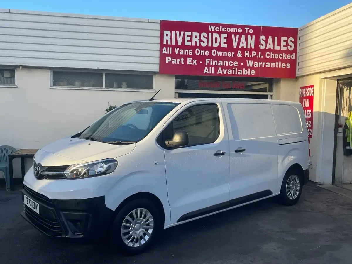 Used Toyota Proace 120 HP (88 kW) 2023 White MPV