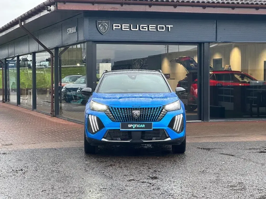 Używany Peugeot 2008 GTi 2023 Niebieski SUV