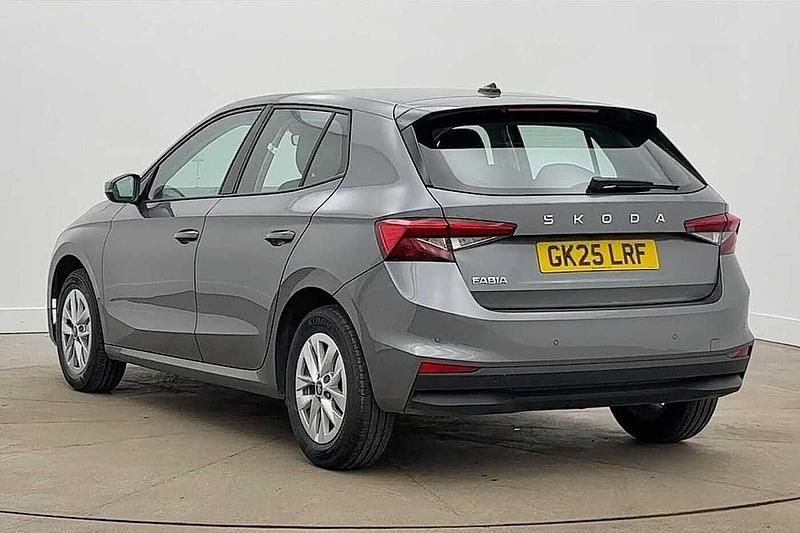 Used Skoda Fabia SE 85 HP (62 kW) 2025 Graphite grey metallic Hatchback