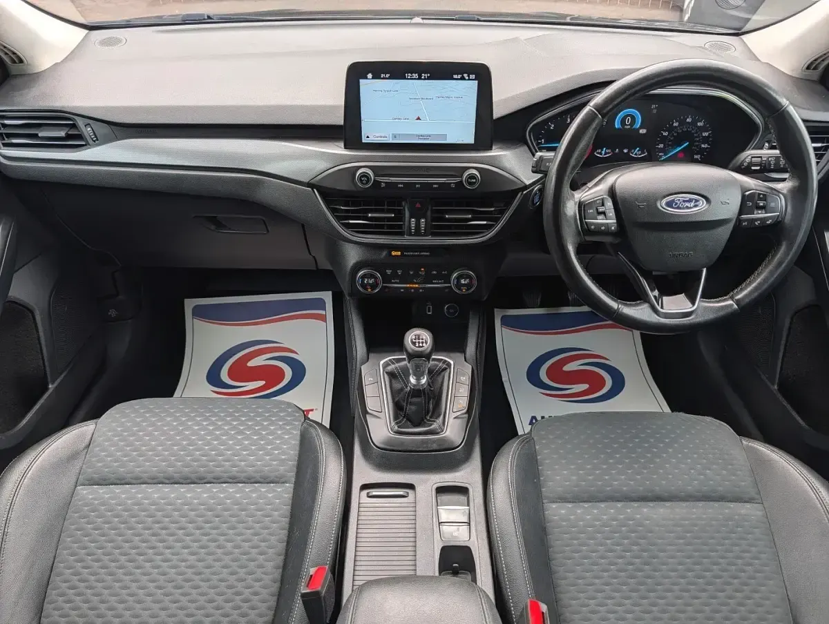 Used Ford Focus Titanium X 120 HP (88 kW) 2018 Magnetic grey Estate