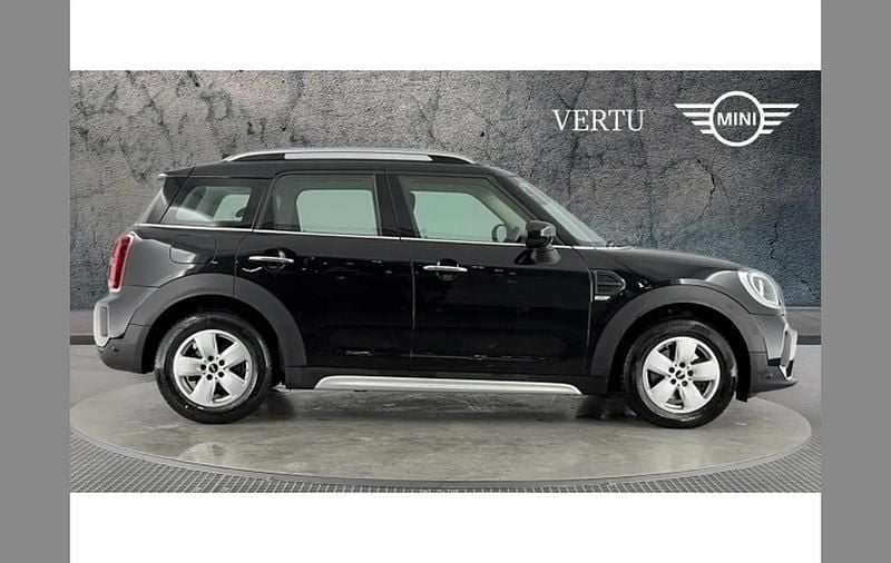 Used Mini Cooper Countryman Classic 134 HP (98 kW) 2022 Black SUV