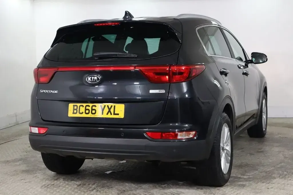 Used Kia Sportage 115 HP (84 kW) 2017 Black SUV
