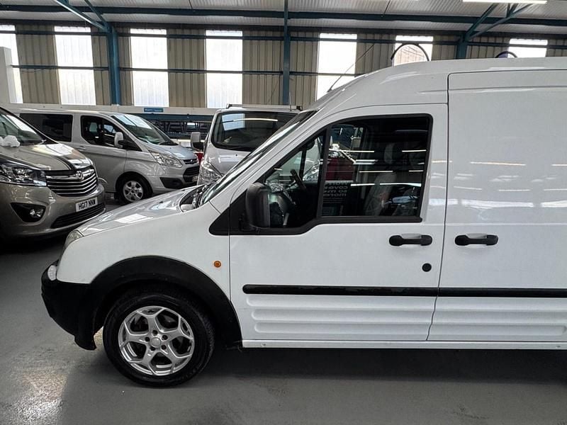 Used Ford Transit Connect 90 HP (66 kW) 2012 White MPV