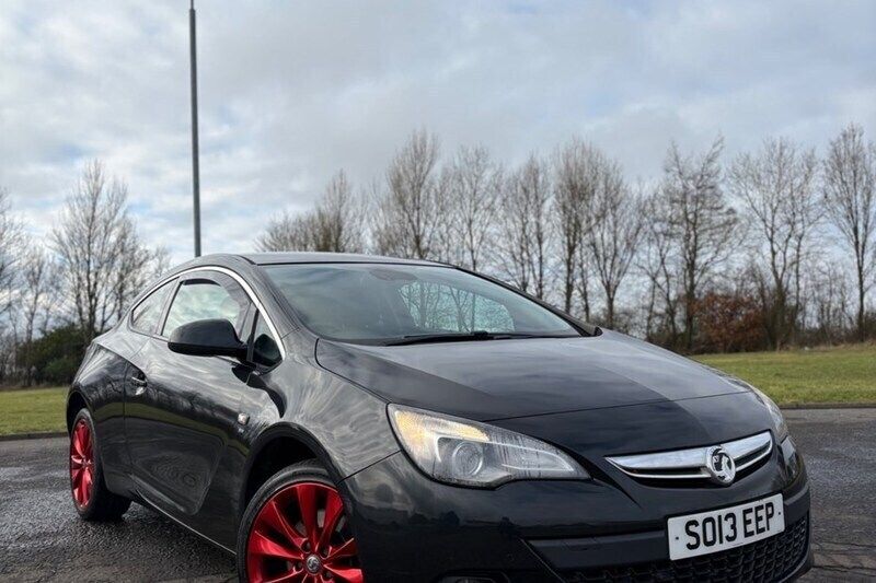 Used 2013 Vauxhall Astra GTC SRi Coupe | £2,495 (Fair price) - Image 1/1