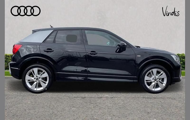 New Audi Q2 S-Line 190 HP (139 kW) 2025 Black SUV