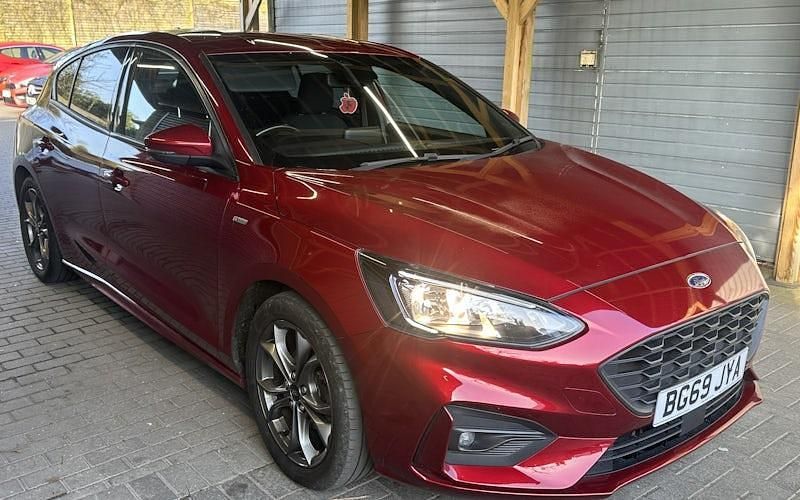 Used Ford Focus ST-Line 125 HP (91 kW) 2020 Hatchback