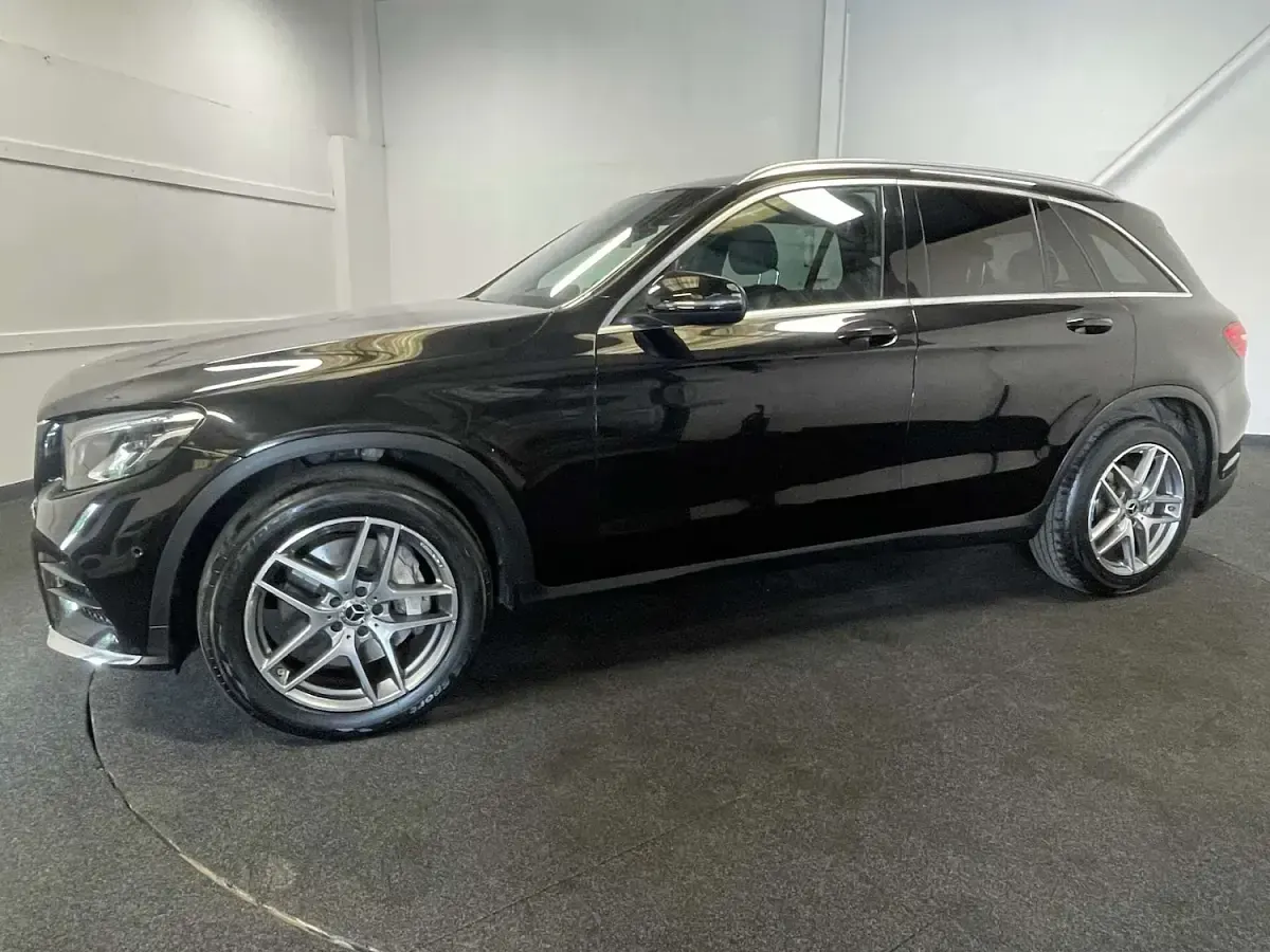 Used Mercedes GLC250 AMG line 204 HP (150 kW) 2018 Black SUV