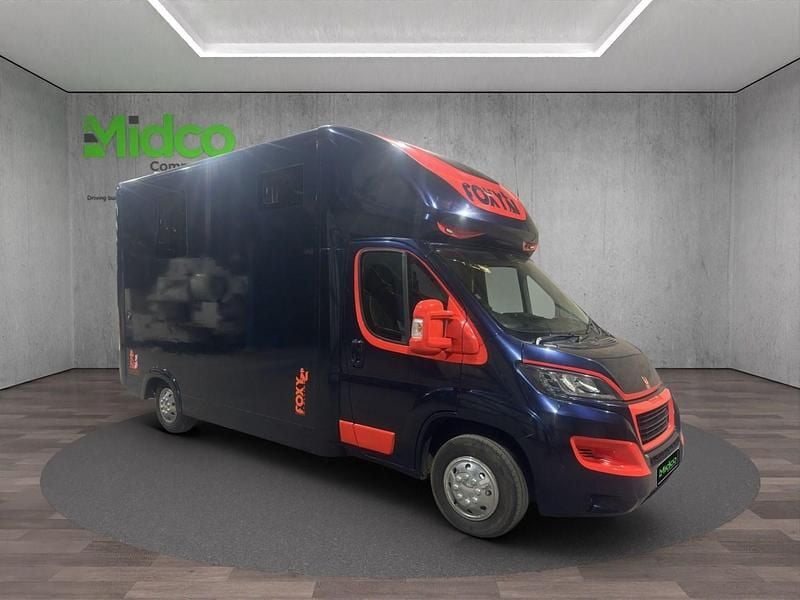Blue/orange Used 2017 Peugeot Boxer Van | £29,950 - Image 1/4