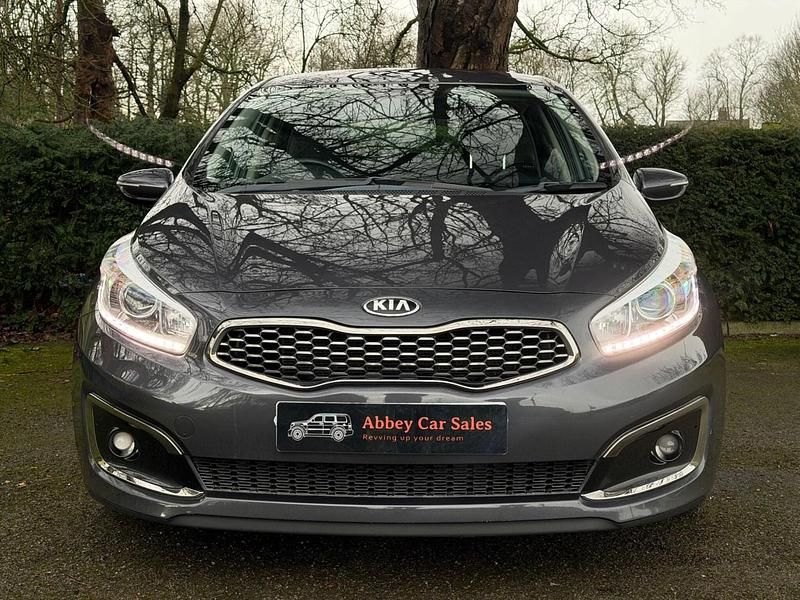 Used Kia Ceed 2018 Silver Hatchback