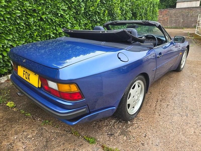 Used Porsche 944 211 HP (155 kW) 1992 Blue Hatchback