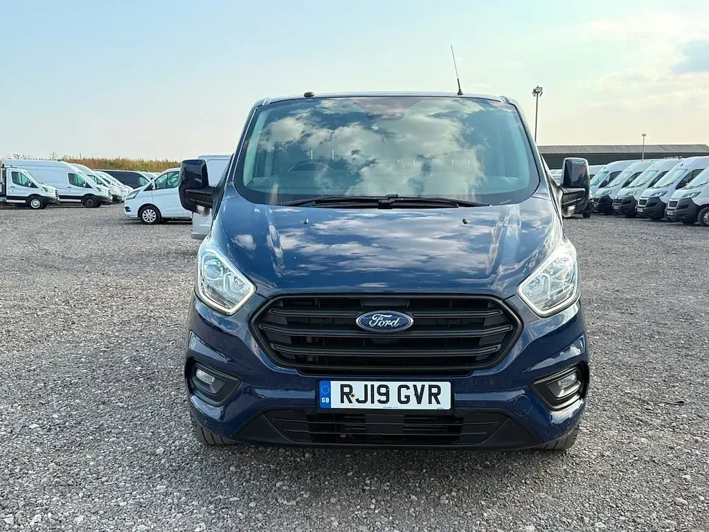 Used Ford Transit Custom Trend 130 HP (95 kW) 2019 Blue Van