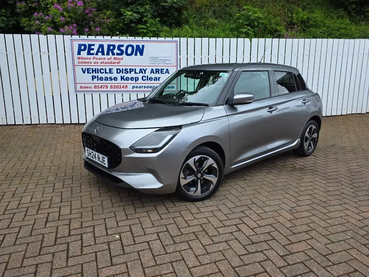 Used Suzuki Swift 2024 Silver Hatchback
