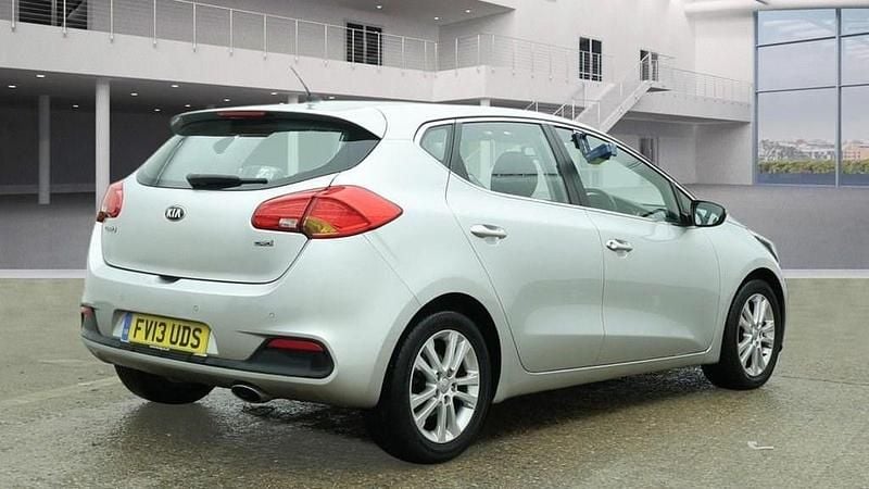 Used Kia Ceed 2013 Silver Hatchback