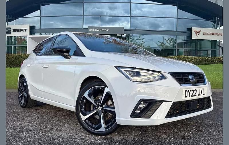 White Used 2022 Seat Ibiza FR Sport Hatchback | £14,595 (Fair price) - Image 1/4