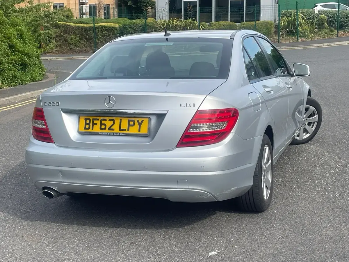 Used Mercedes C220 SE 2012 Silver Sedan