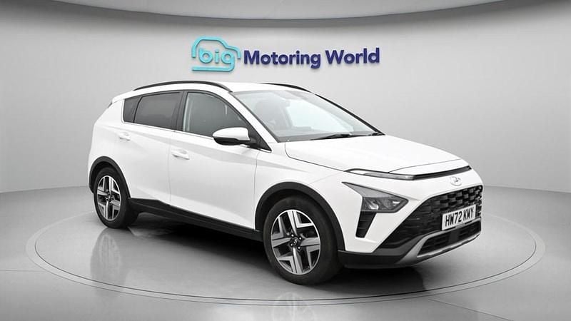 Used Hyundai Bayon Premium 100 HP (73 kW) 2023 White SUV
