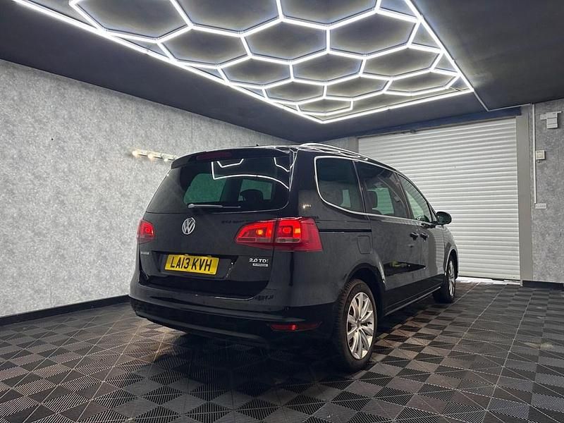 Used VW Sharan SEL 170 HP (125 kW) 2013 Black MPV