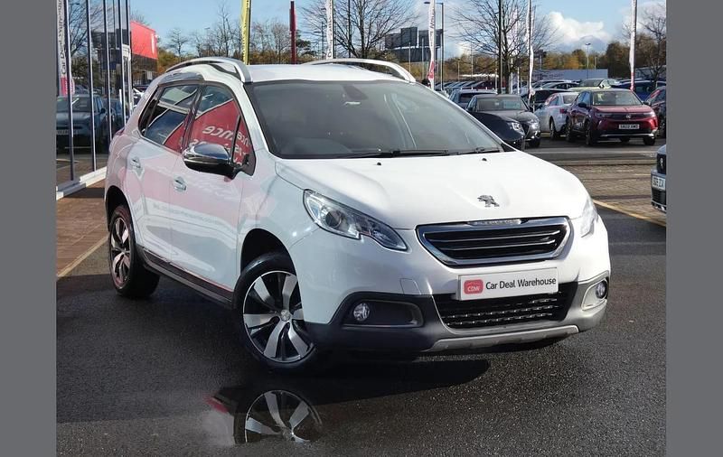 White Used 2015 Peugeot 2008 Allure SUV | £5,999 (Fair price) - Image 1/4