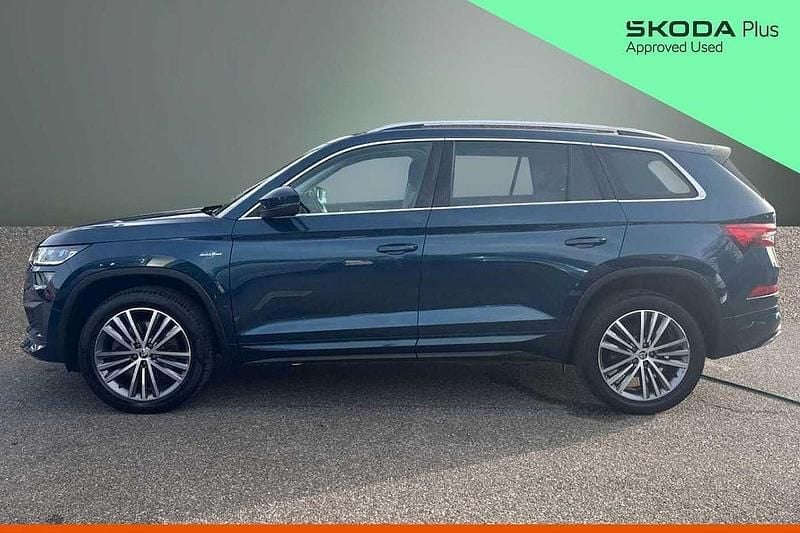 Used Skoda Kodiaq LAURIN & KLEMENT 140 HP (102 kW) 2022 Petrol blue metallic SUV
