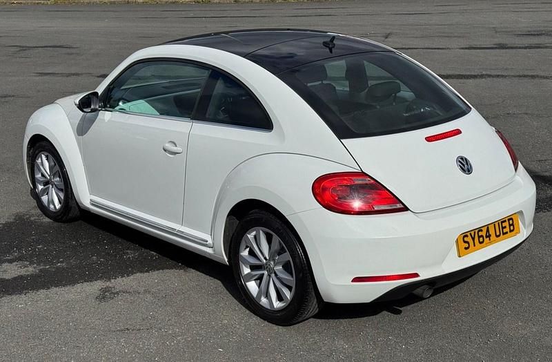 Used VW Beetle Design 2014 White Hatchback