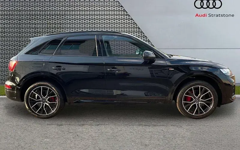 Used Audi Q5 Design 299 HP (219 kW) 2023 Black SUV