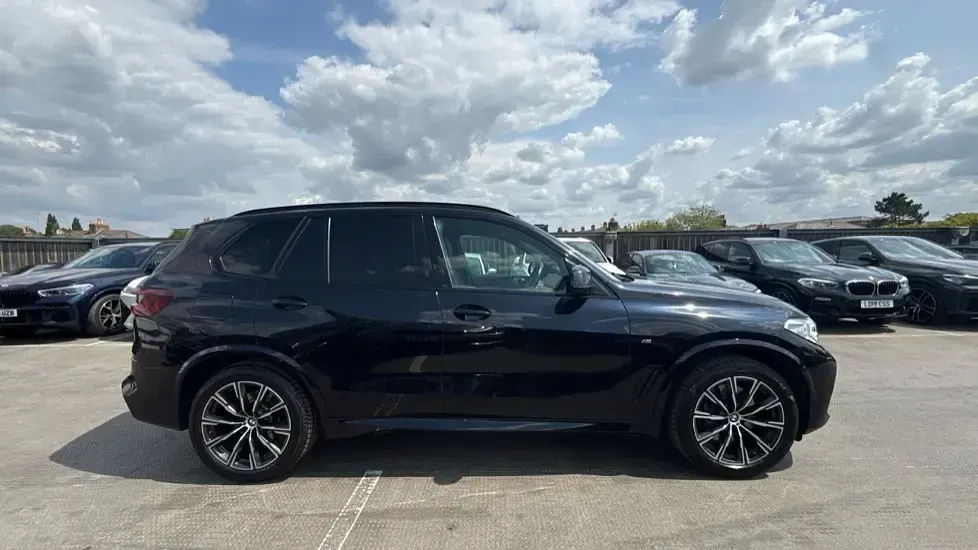 Used BMW X5 M Sport 282 HP (207 kW) 2022 Black SUV