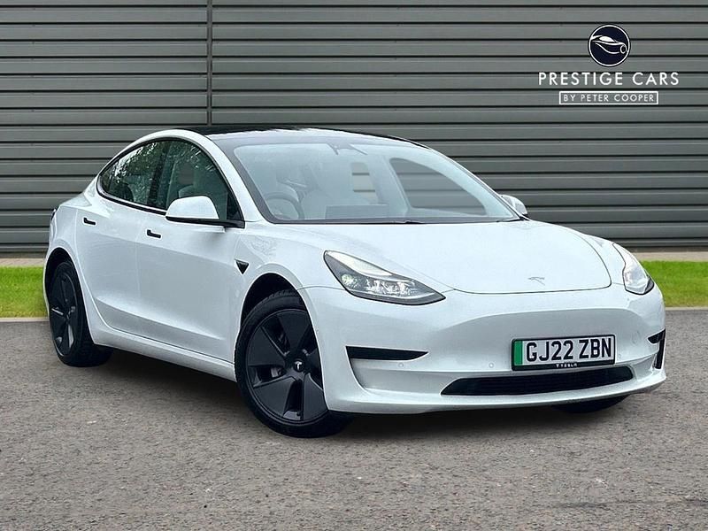 Used Tesla Model 3 Standard Range 366 kW (498 HP) 2022 White Sedan