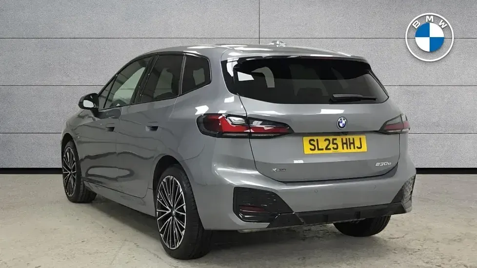 Usado BMW 230e Active Tourer M Sport 322 CV (236 kW) 2025 Gris Monovolumen