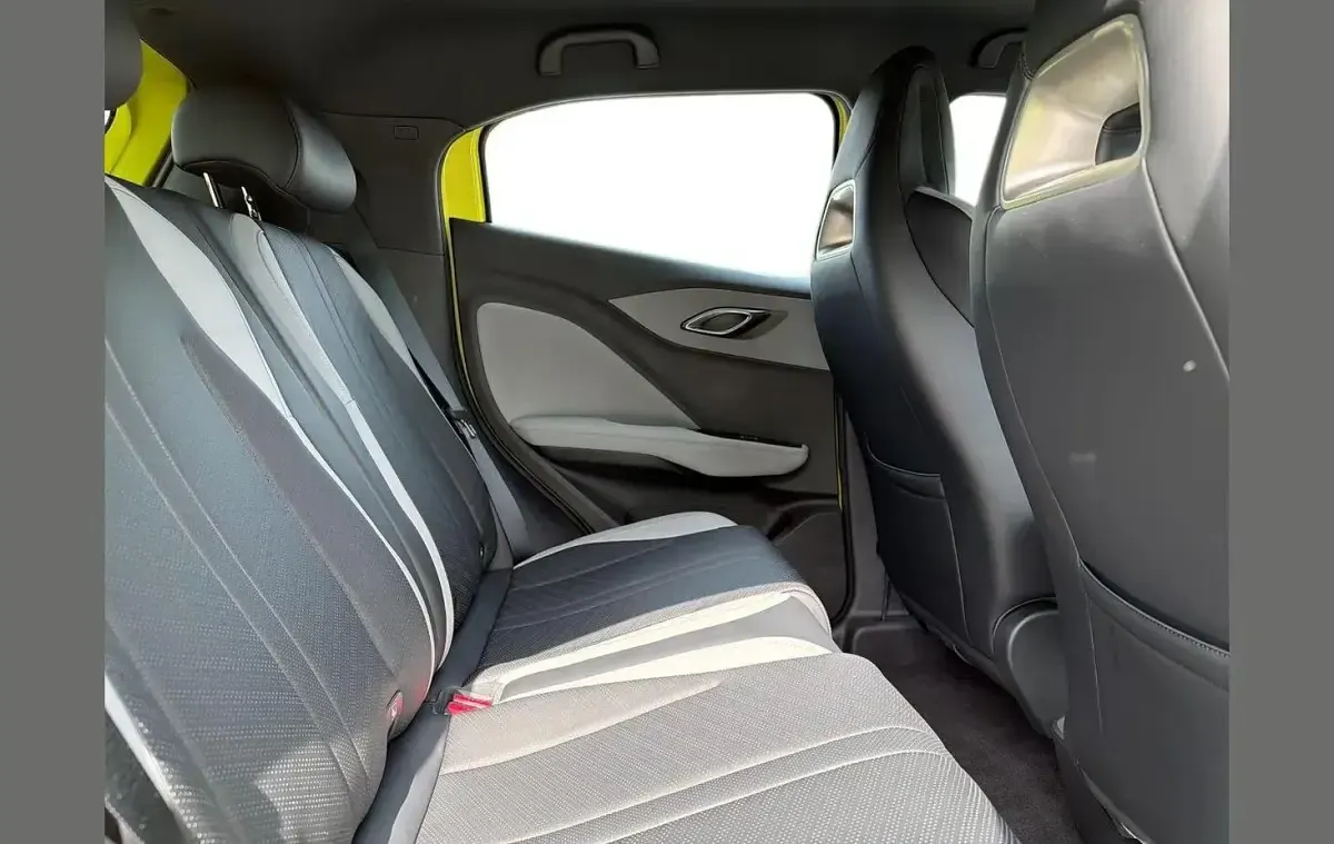 New BYD Dolphin Surf Boost 64 kW (88 HP) 2025 Green Hatchback