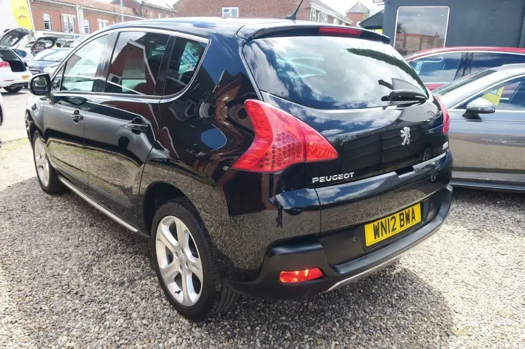 Używany Peugeot 3008 Allure 112 KM (82 kW) 2012 Czarny Kombi