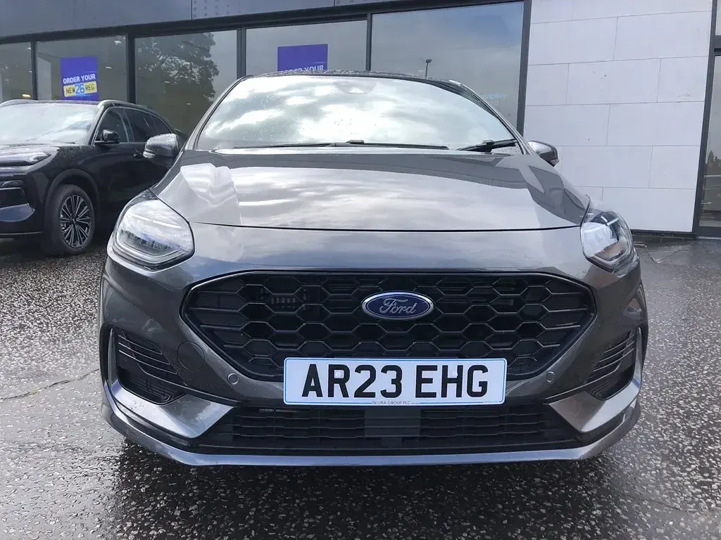 Usado Ford Fiesta ST-Line X 2023 Cinzento Citadino