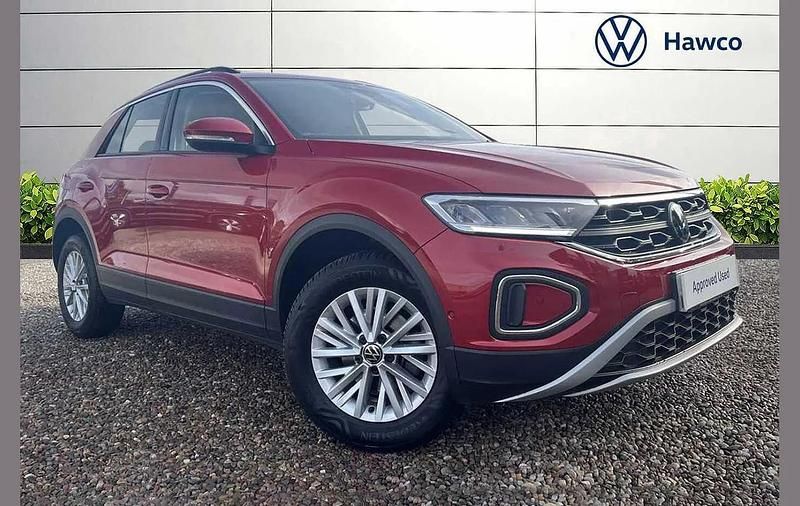 Red Used 2022 VW T-Roc Life SUV | £22,750 (Fair price) - Image 1/4