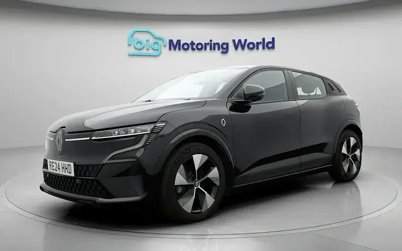 Used Renault Megane E-Tech Equilibre 161 kW (220 HP) 2023 Black Hatchback