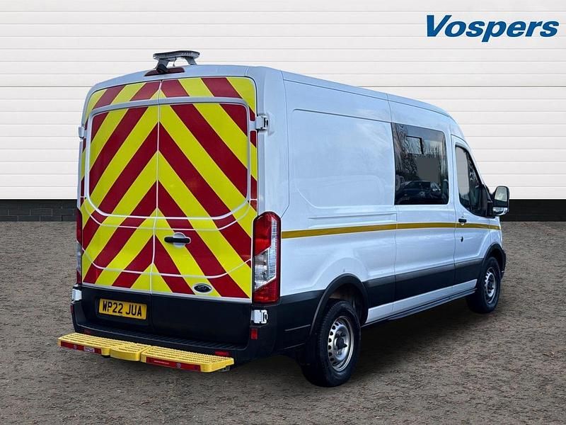Usado Ford Transit 130 HP (95 kW) 2022 Branco Van