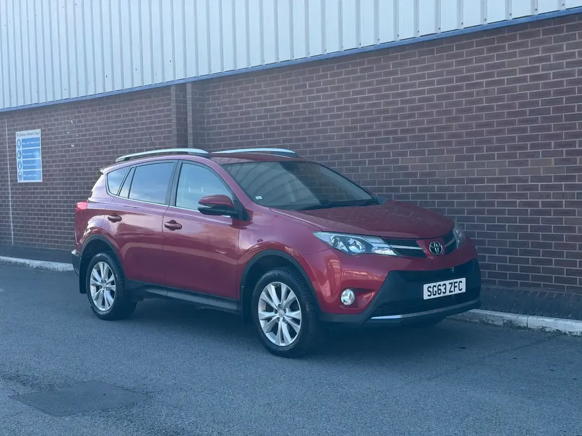 Used Toyota RAV4 2013 Red SUV
