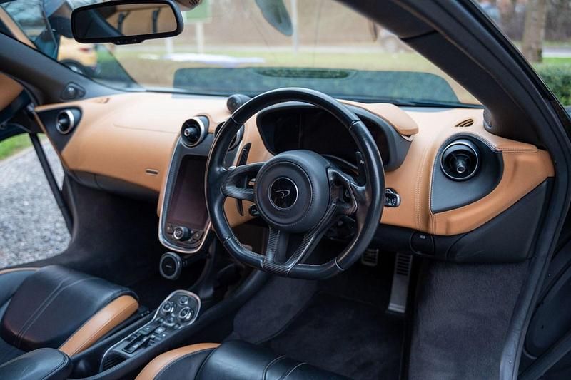 Used McLaren 570GT 2016 Blue