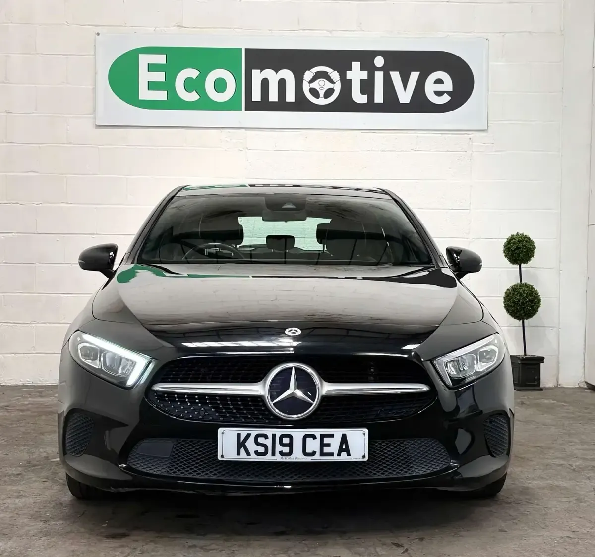 Used Mercedes A180 116 HP (85 kW) 2019 Black Hatchback