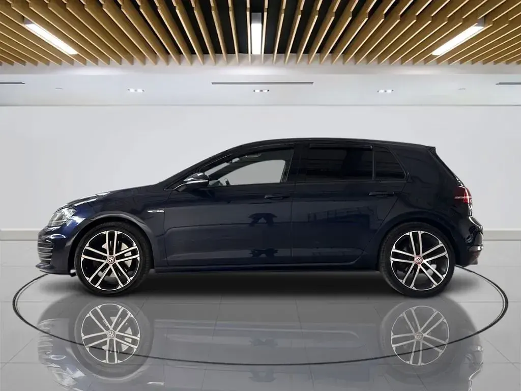 Used VW Golf VII GTD 184 HP (135 kW) 2016 Blue Hatchback