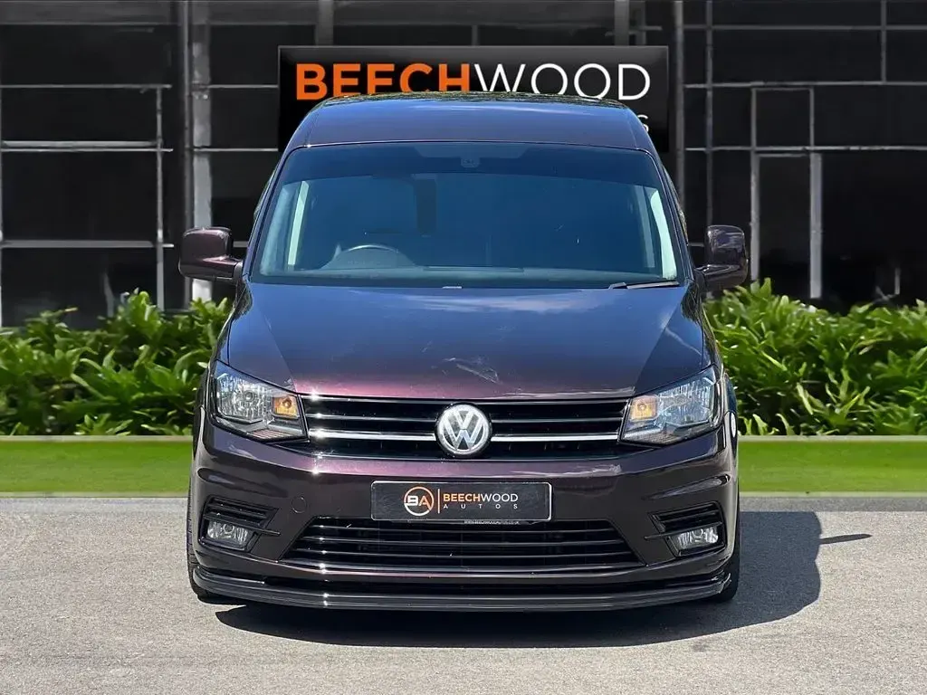 Used VW Caddy Highline 2018 Purple MPV