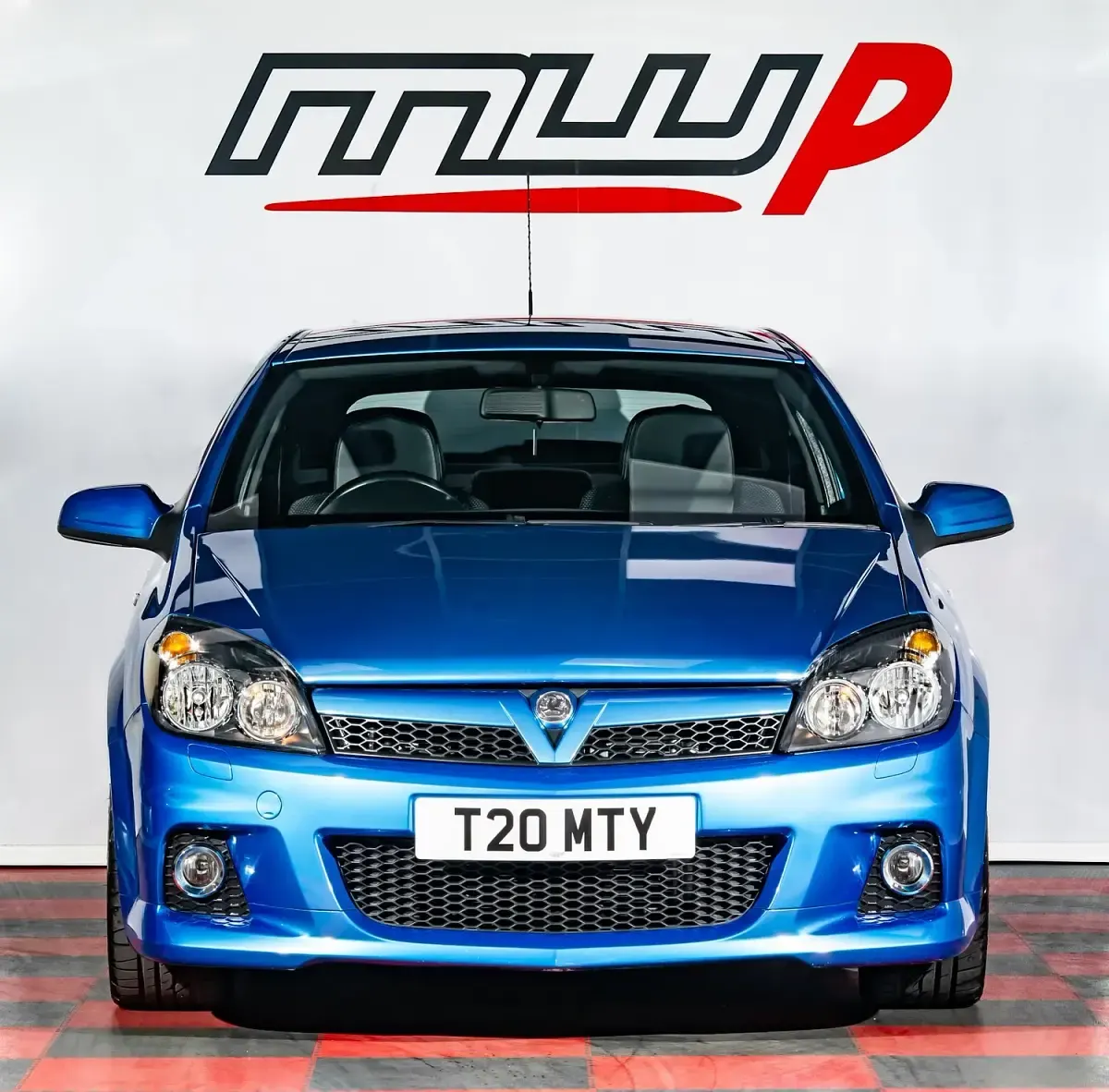 Used Vauxhall Astra 240 HP (176 kW) 2007 Blue Hatchback