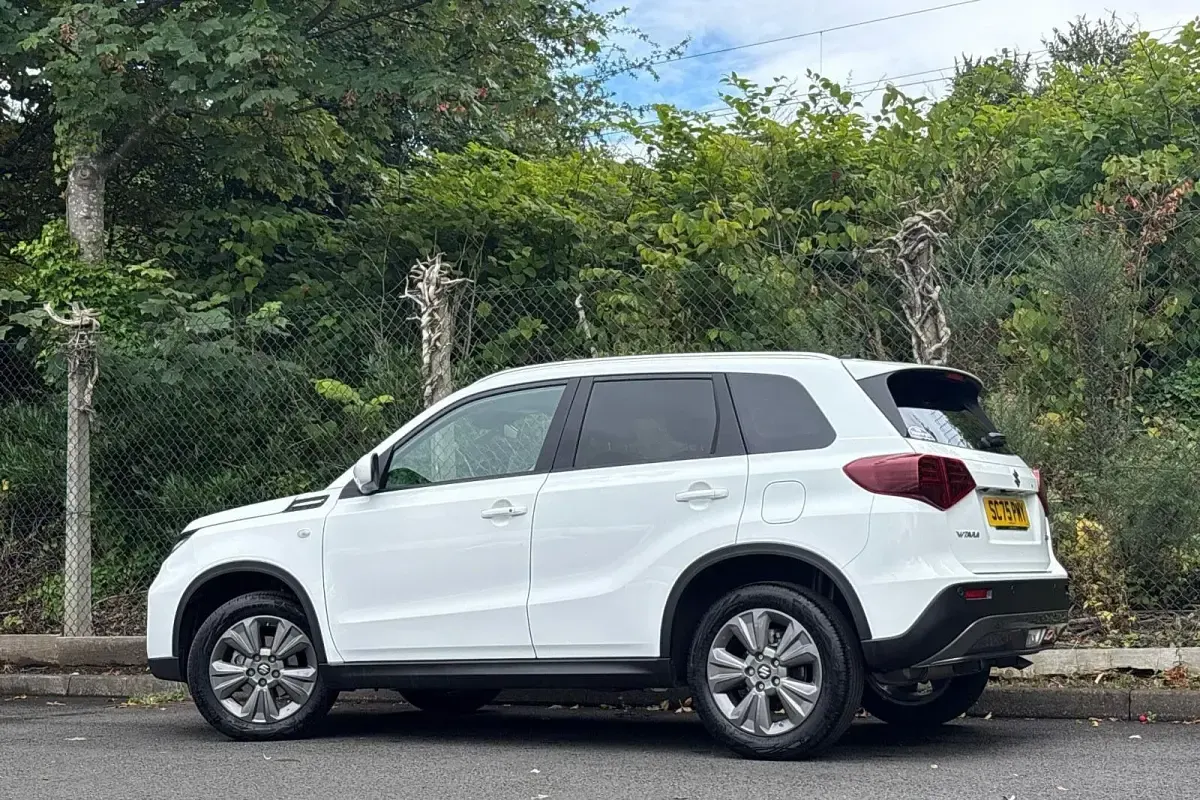 Used Suzuki Vitara 110 HP (80 kW) 2026 White SUV