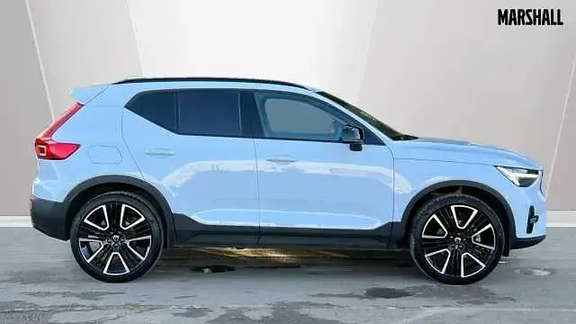 Used Volvo XC40 Ultra 197 HP (144 kW) 2024 Blue SUV