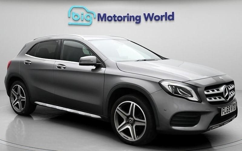 Used Mercedes GLA180 AMG line 122 HP (89 kW) 2020 Grey SUV
