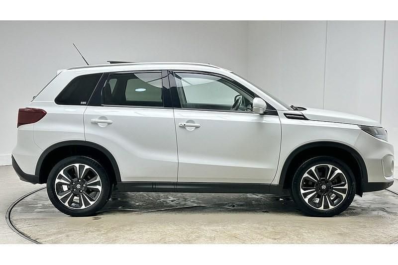 Used Suzuki Vitara SZ5 129 HP (94 kW) 2023 White SUV