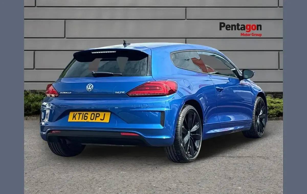 Used VW Scirocco R-line 177 HP (130 kW) 2016 Blue Coupe