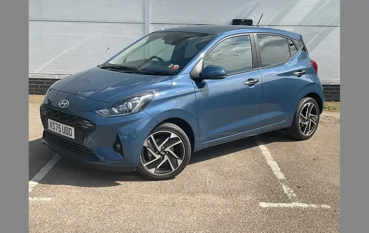 New Hyundai i10 Premium 77 HP (56 kW) 2025 Blue Hatchback