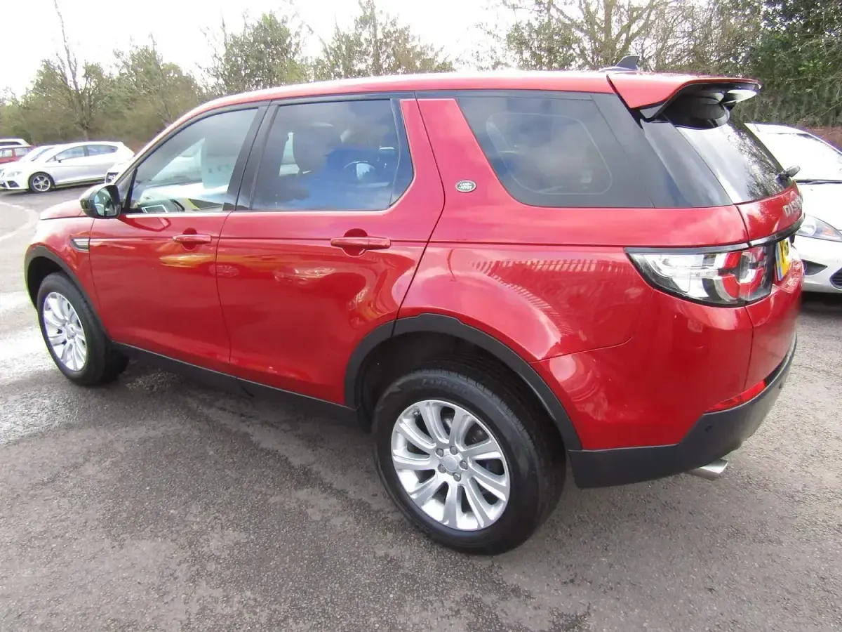 Used Land Rover Discovery Sport SE 2015 Red SUV